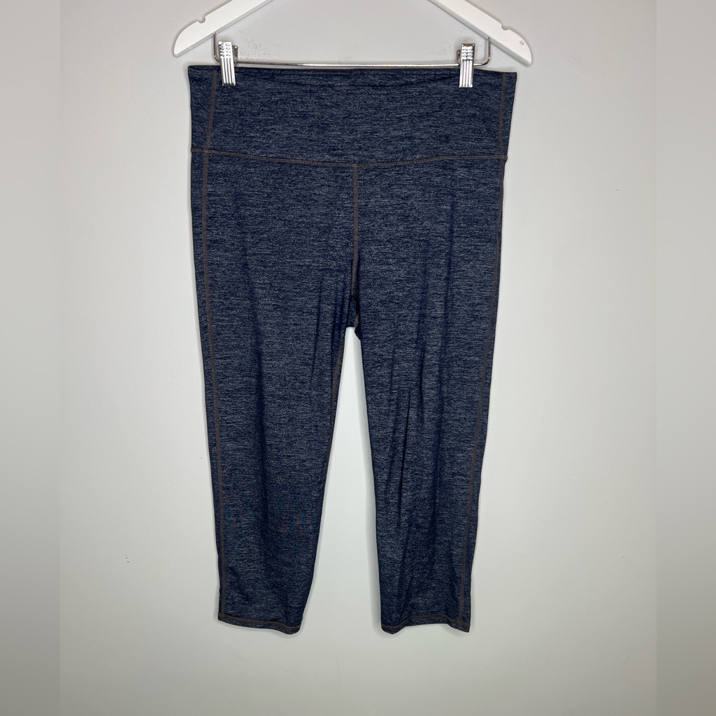 Athleta | Capri Leggings